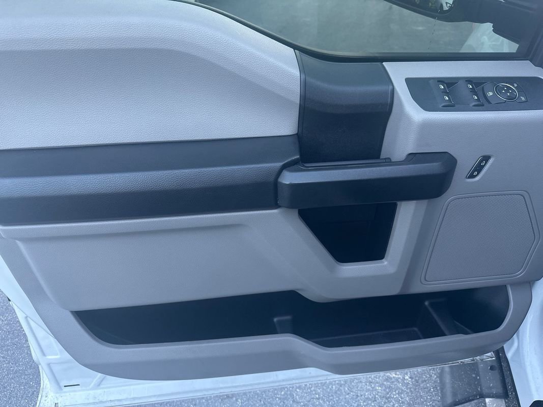 Used 2020 Ford F350 XL w/ Power Equipment Group image 21