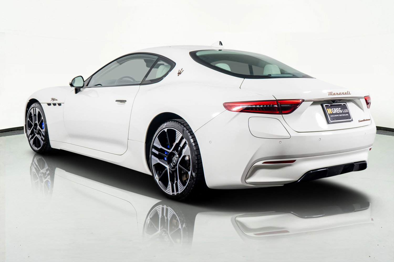 Used 2024 Maserati GranTurismo Folgore image 15