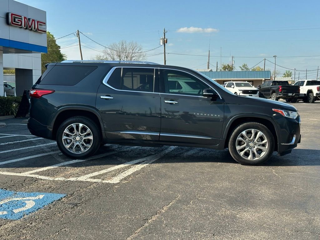 Used 2019 Chevrolet Traverse Premier w/ Driver Confidence II Package image 4