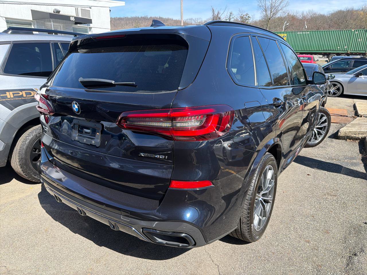 Used 2022 BMW X5 xDrive40i w/ M Sport Package AWD/4WD image 5