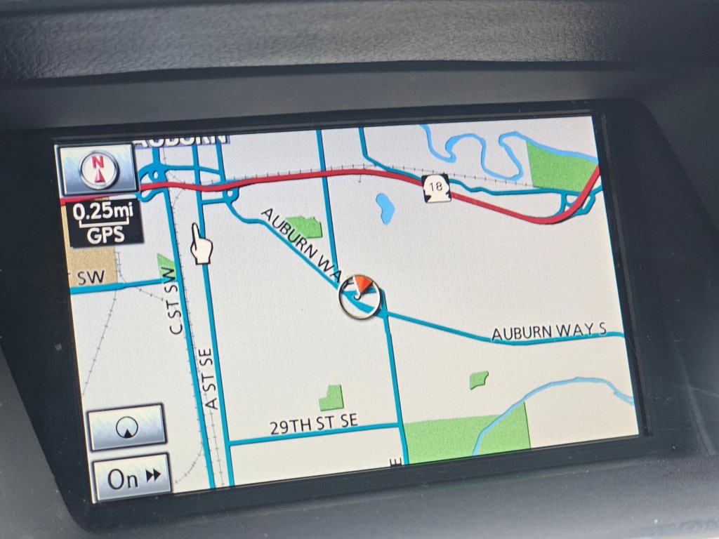 Used 2011 Lexus RX 350 AWD w/ Premium Pkg image 7