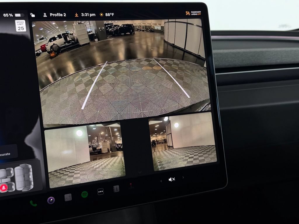 Used 2025 Tesla Model 3 Long Range AWD/4WD image 17
