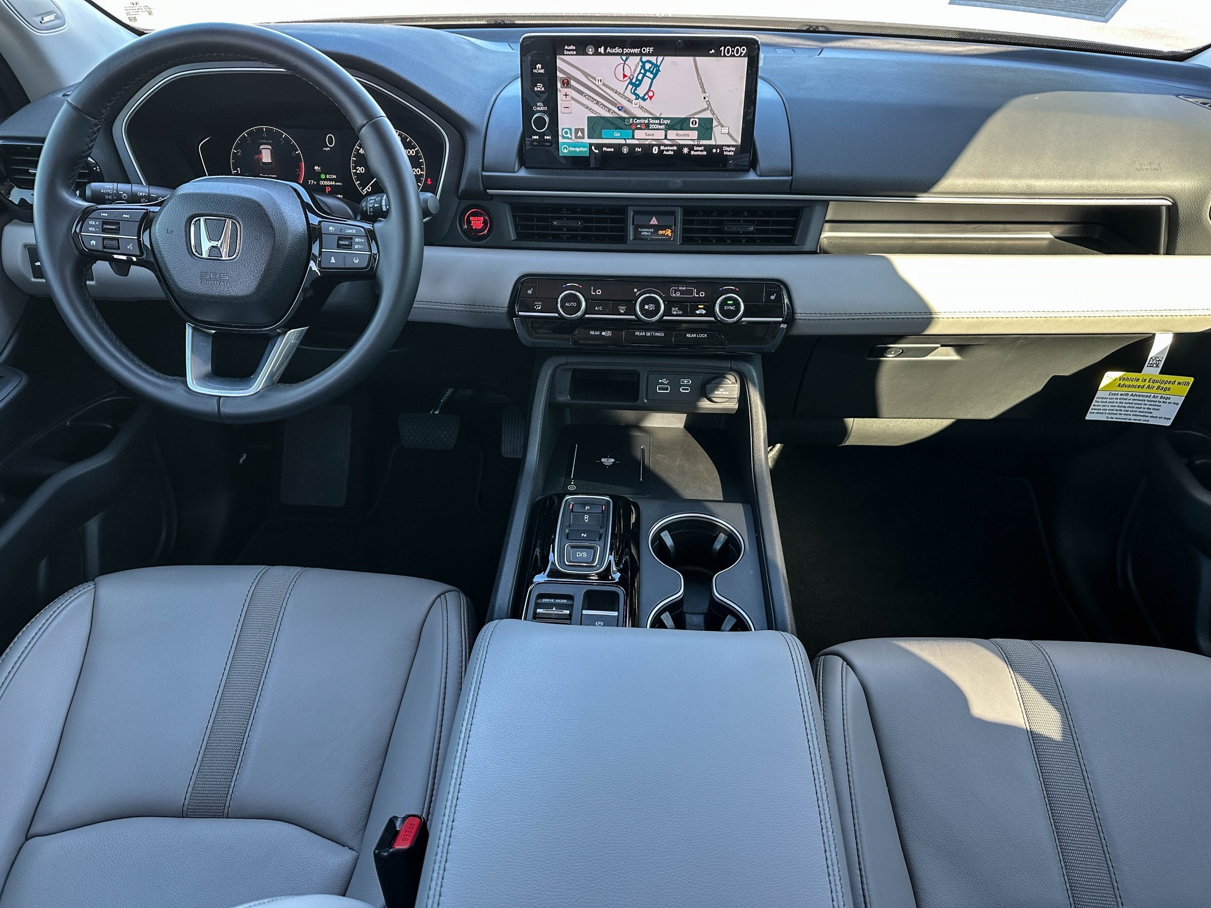 Used 2025 Honda Pilot Touring image 23