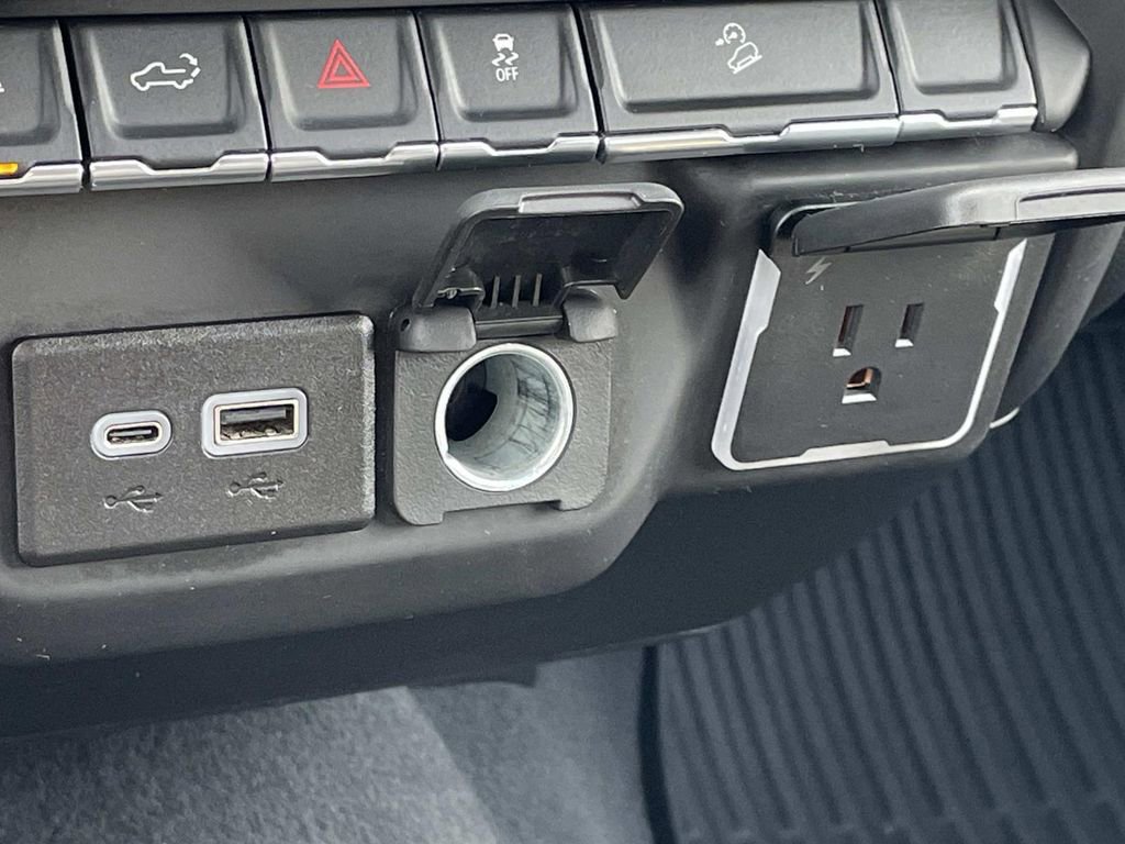 Used 2024 Chevrolet Silverado 2500 Custom w/ Custom Value Package image 24