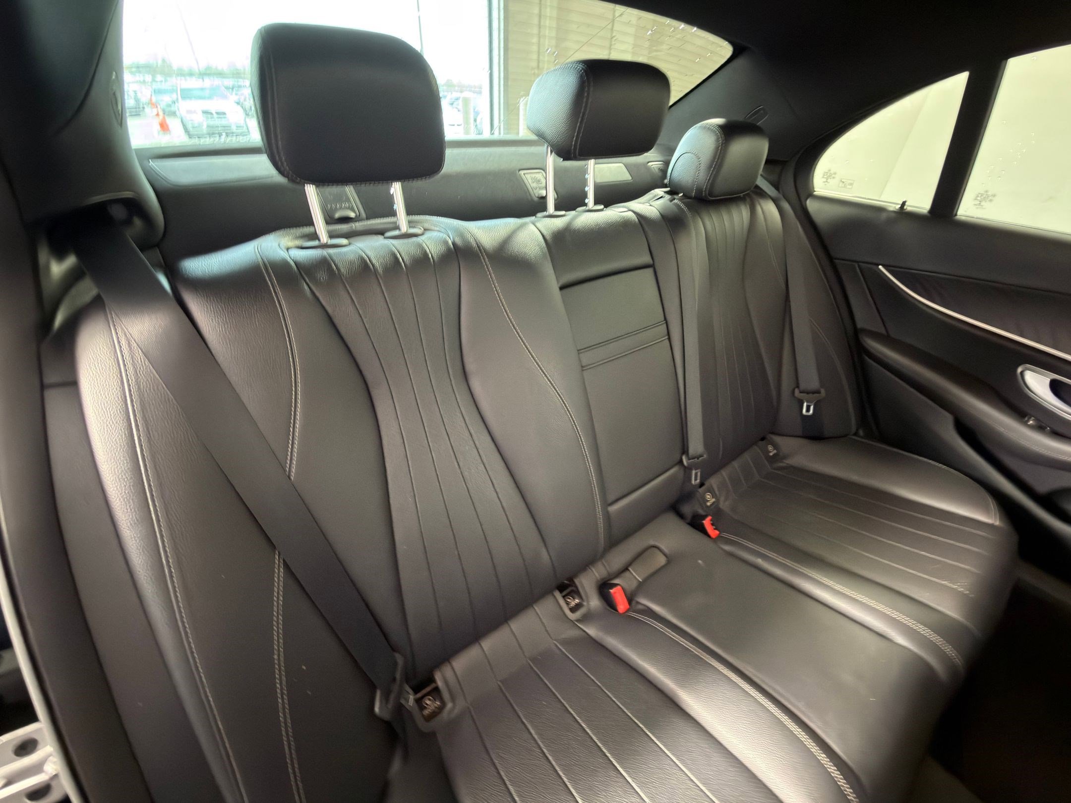 Used 2021 Mercedes-Benz E 350 Sedan image 32