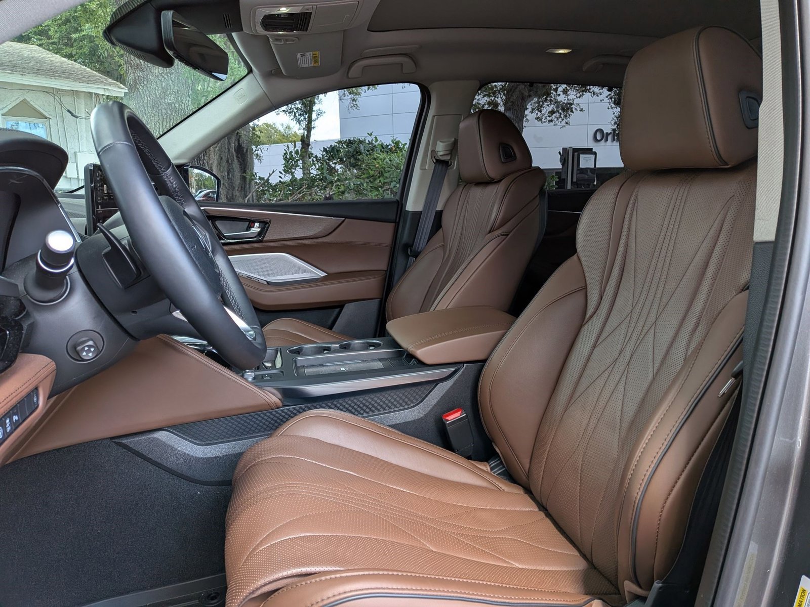 Used 2025 Acura MDX SH-AWD w/ Advance Package image 5
