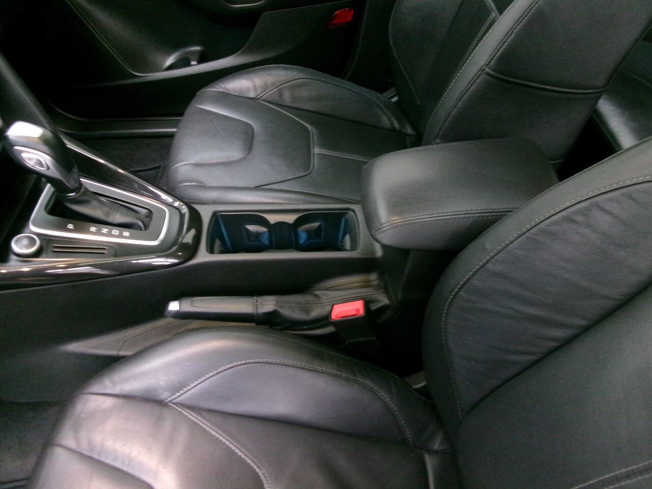 Used 2015 Ford Focus Titanium image 18