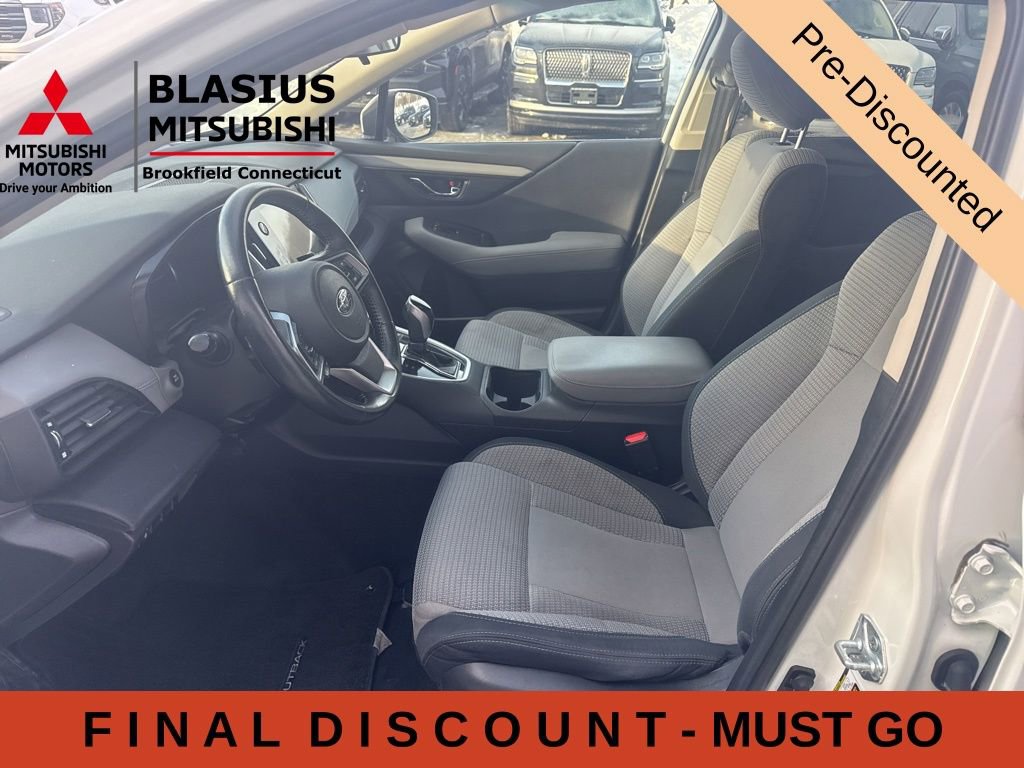 Used 2021 Subaru Outback Premium AWD/4WD image 11