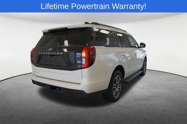 New 2026 Ford Expedition Active image 14