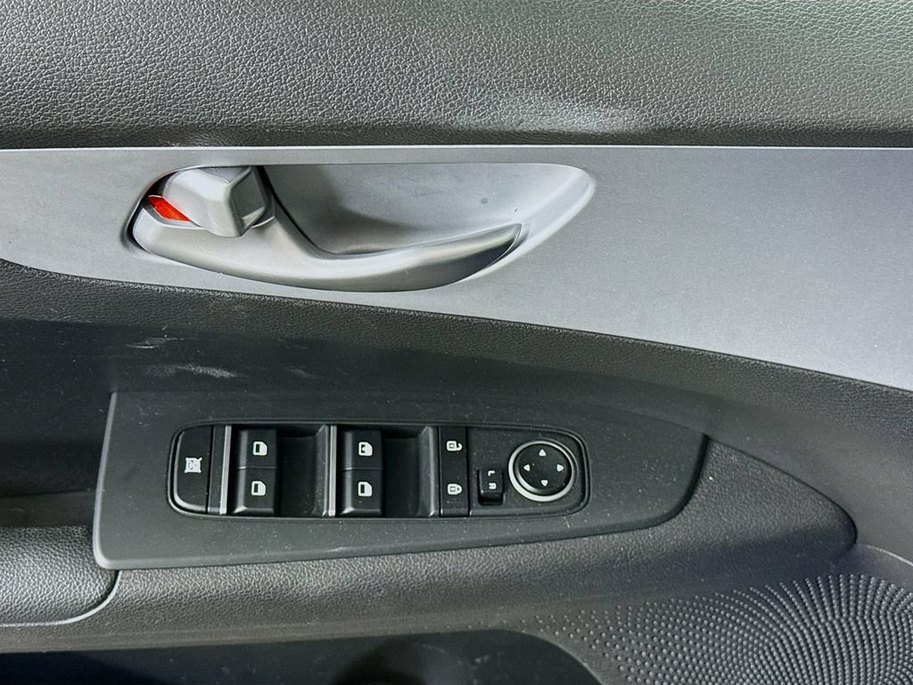 Certified 2023 Kia Forte LXS FWD image 22