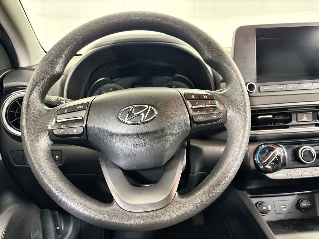 Used 2022 Hyundai Kona SE FWD image 11