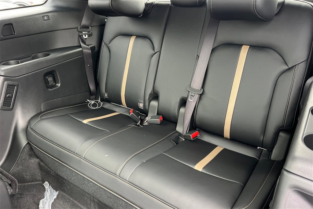 New 2026 MAZDA CX-90 3.3 Turbo w/ Premium Plus Pkg image 16