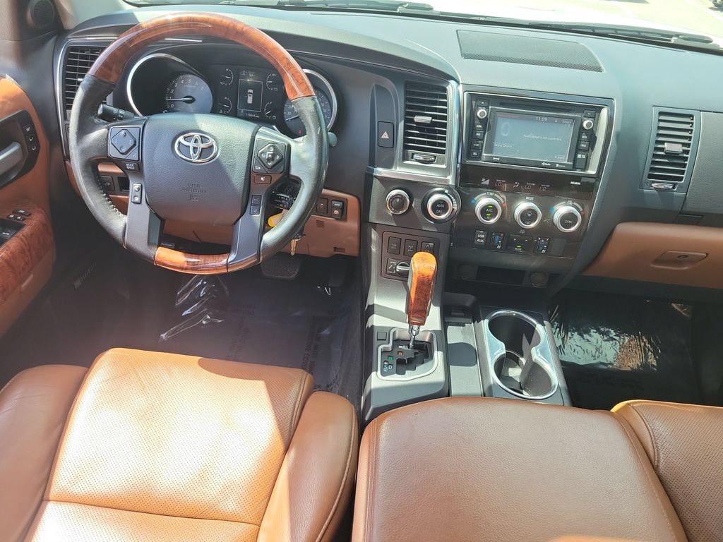 Used 2018 Toyota Sequoia Platinum AWD/4WD image 26