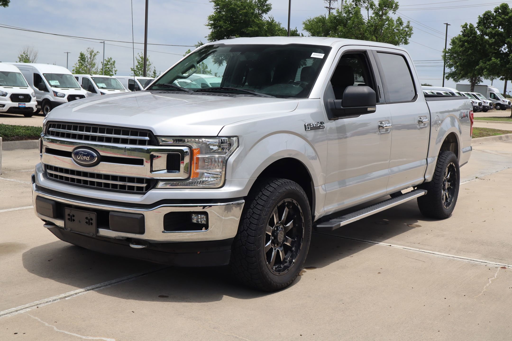 Used 2018 Ford F150 XLT w/ Equipment Group 302A Luxury AWD/4WD image 10