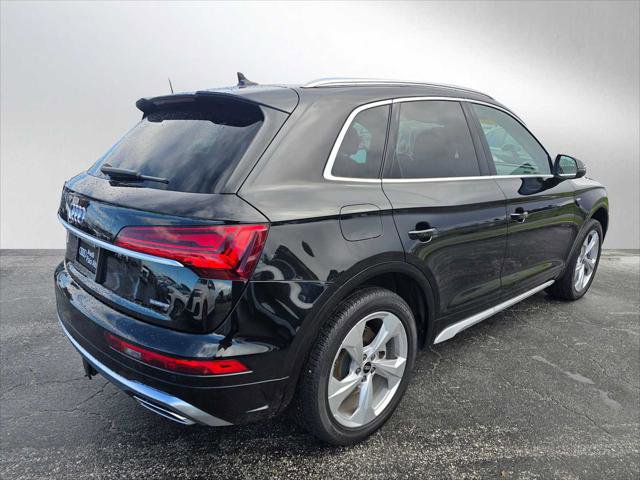 Used 2023 Audi Q5 2.0T Premium Plus w/ Premium Plus Package image 3