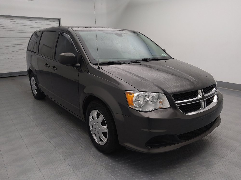 Used 2020 Dodge Grand Caravan SE w/ UConnect Hands-Free Group image 13