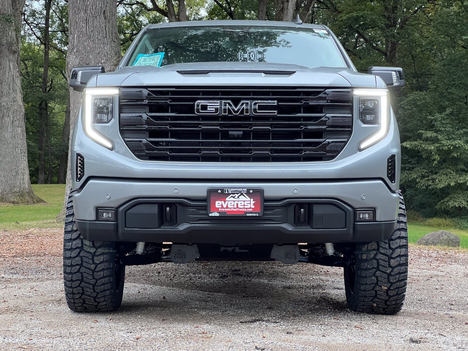 New 2026 GMC Sierra 1500 Elevation w/ Elevation Premium Package AWD/4WD image 9