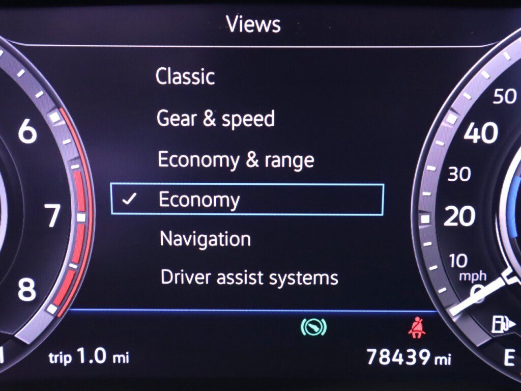 Used 2019 Volkswagen Tiguan SEL w/ 3rd Row Seat Package AWD/4WD image 14