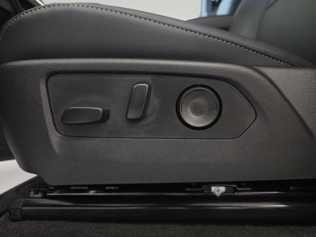 New 2026 Chevrolet Colorado LT w/ LT Convenience Package AWD/4WD image 11