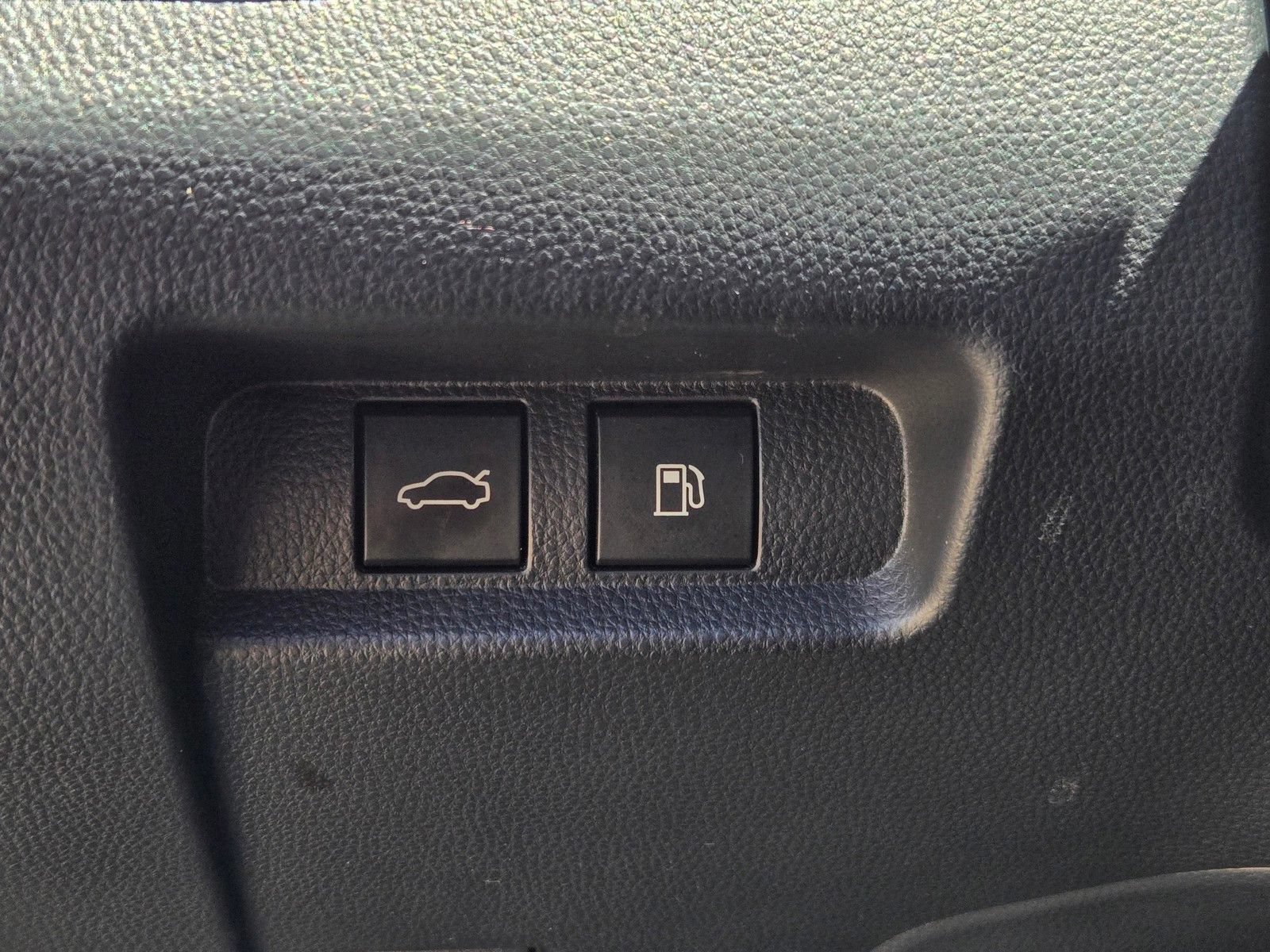 Used 2024 Toyota Crown AWD/4WD image 17