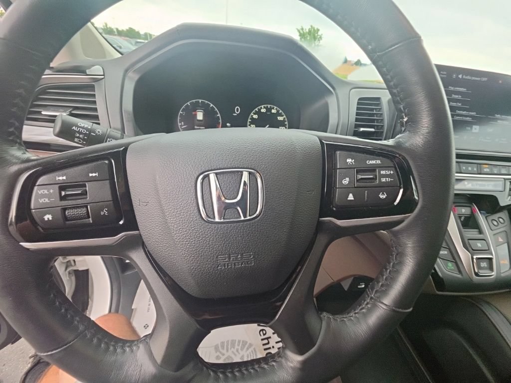 Certified 2025 Honda Odyssey Elite image 17