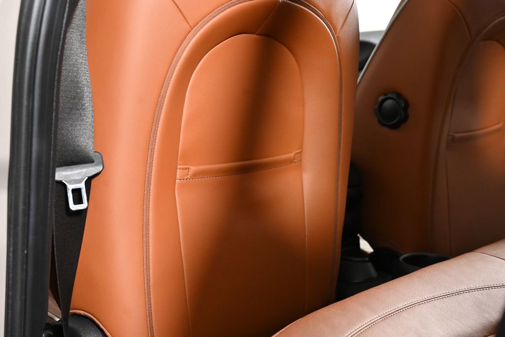 Used 2023 MINI Cooper S w/ Signature Upholstery Package image 33