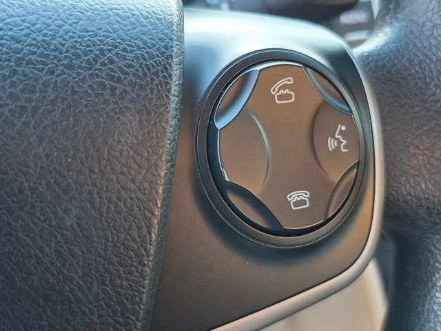 Used 2012 Toyota Camry LE FWD image 13