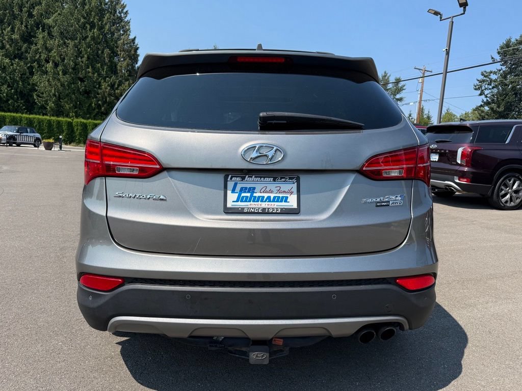 Used 2016 Hyundai Santa Fe Sport 2.0T w/ Option Group 05 AWD/4WD image 4
