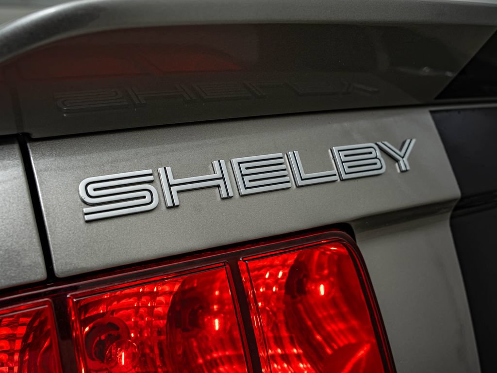 Used 2009 Ford Mustang Shelby GT500 RWD image 21