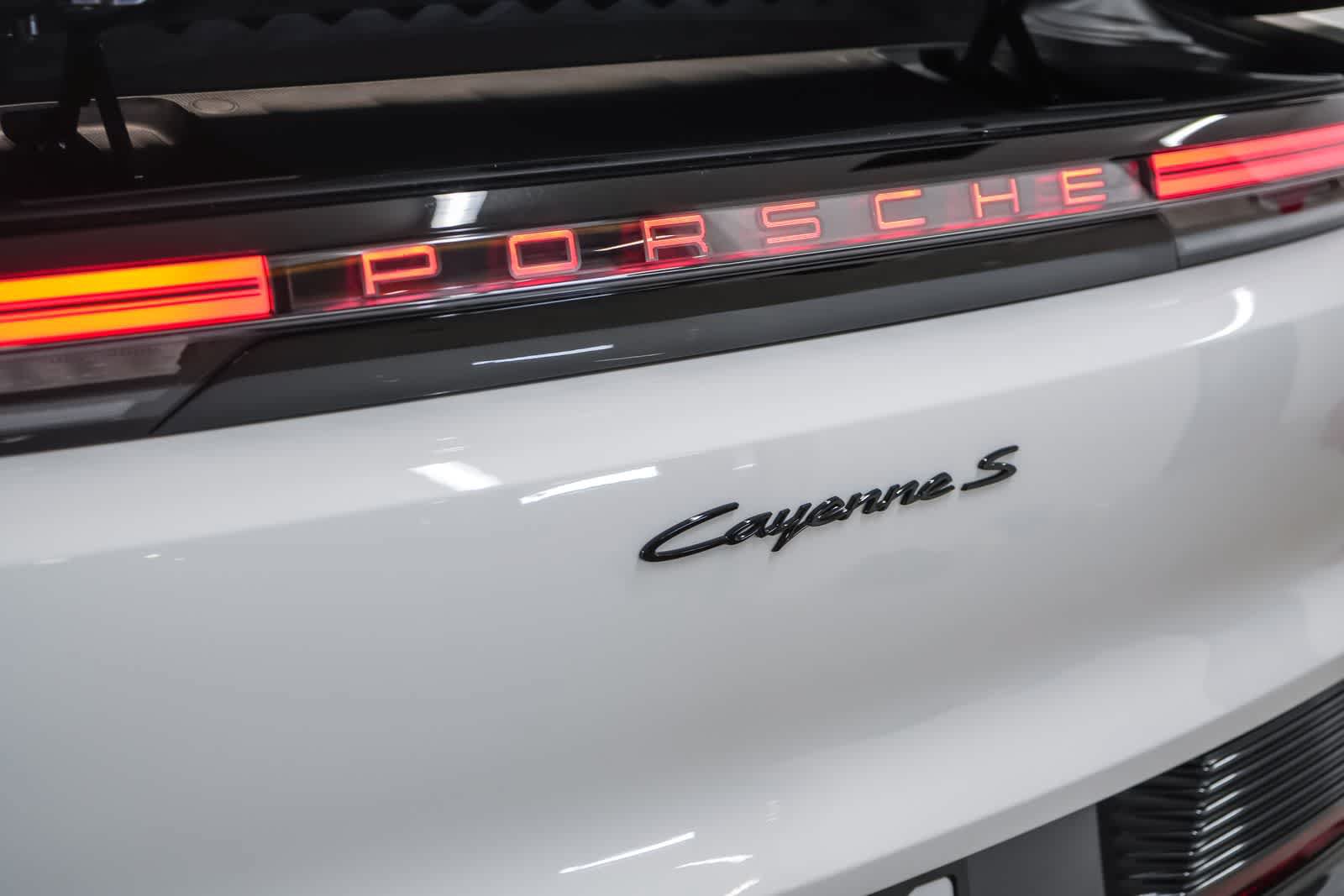New 2026 Porsche Cayenne S AWD/4WD image 12