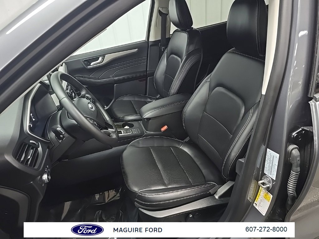 Used 2022 Ford Escape SEL image 33