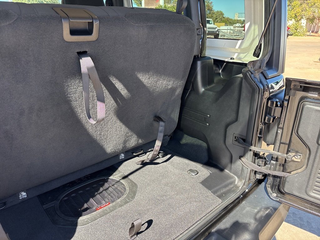 Used 2021 Jeep Wrangler Willys image 37