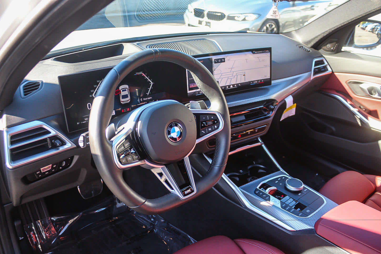 Used 2026 BMW 330i Sedan w/ M Sport Package RWD image 16
