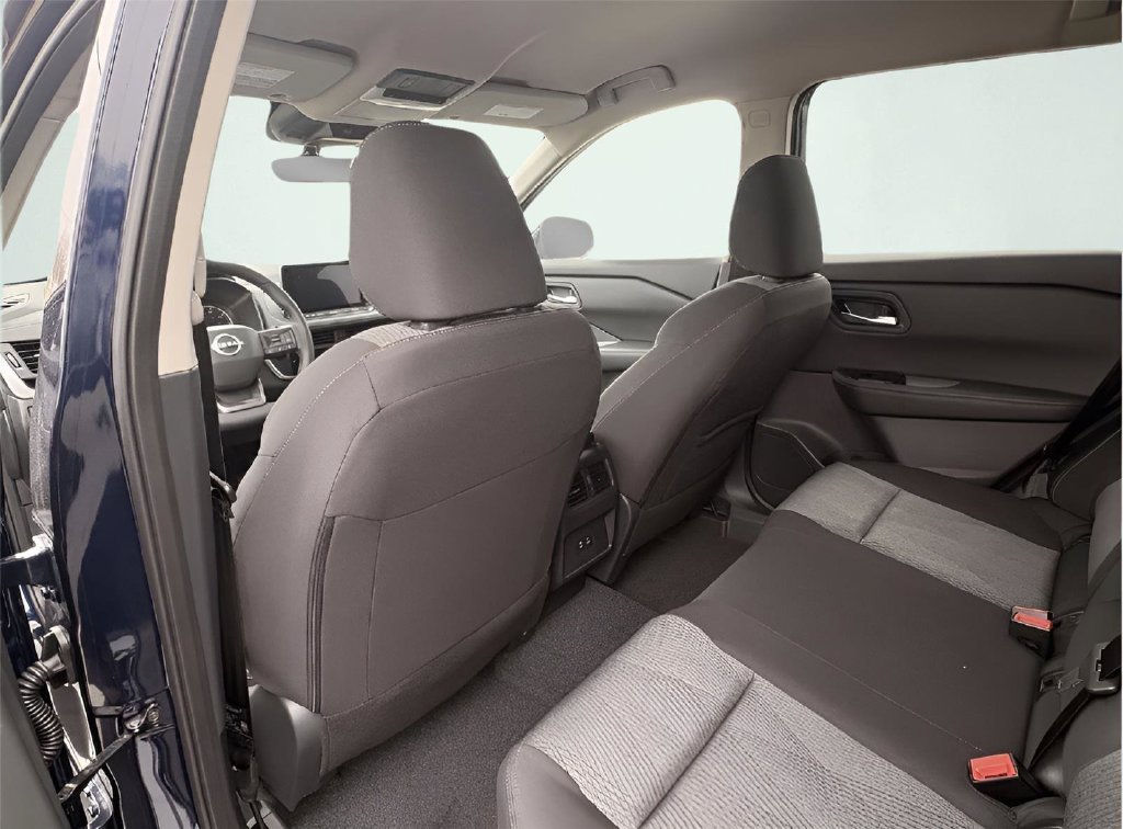 New 2026 Nissan Rogue SV w/ Cold Weather Package AWD/4WD image 16