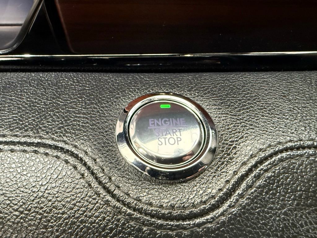 Used 2024 Lincoln Navigator Reserve image 44