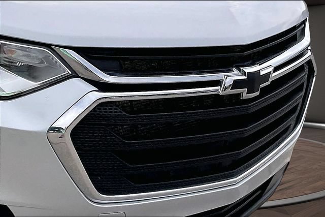 Used 2021 Chevrolet Traverse LS FWD image 26