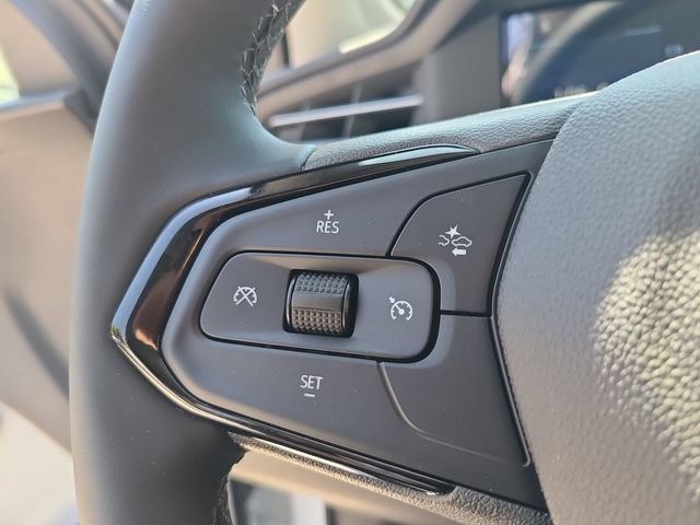 New 2027 Chevrolet Bolt LT w/ Comfort Package FWD image 23