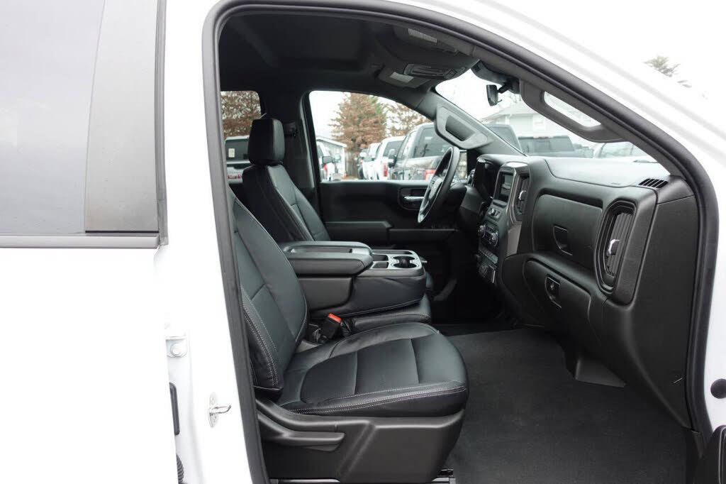 Used 2023 Chevrolet Silverado 1500 Custom w/ Rally Edition AWD/4WD image 34