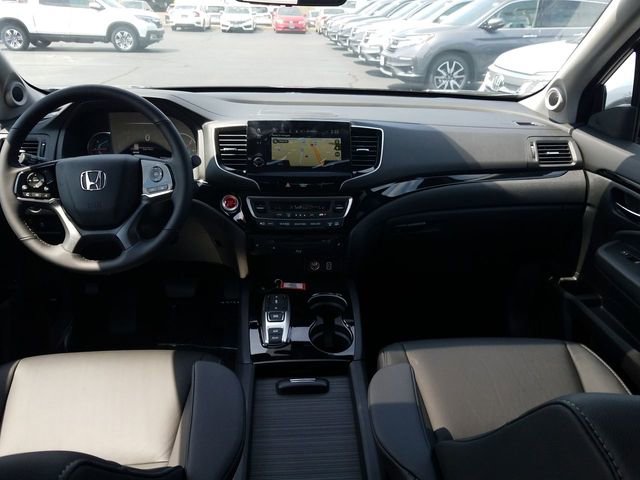 Used 2020 Honda Pilot Touring image 22