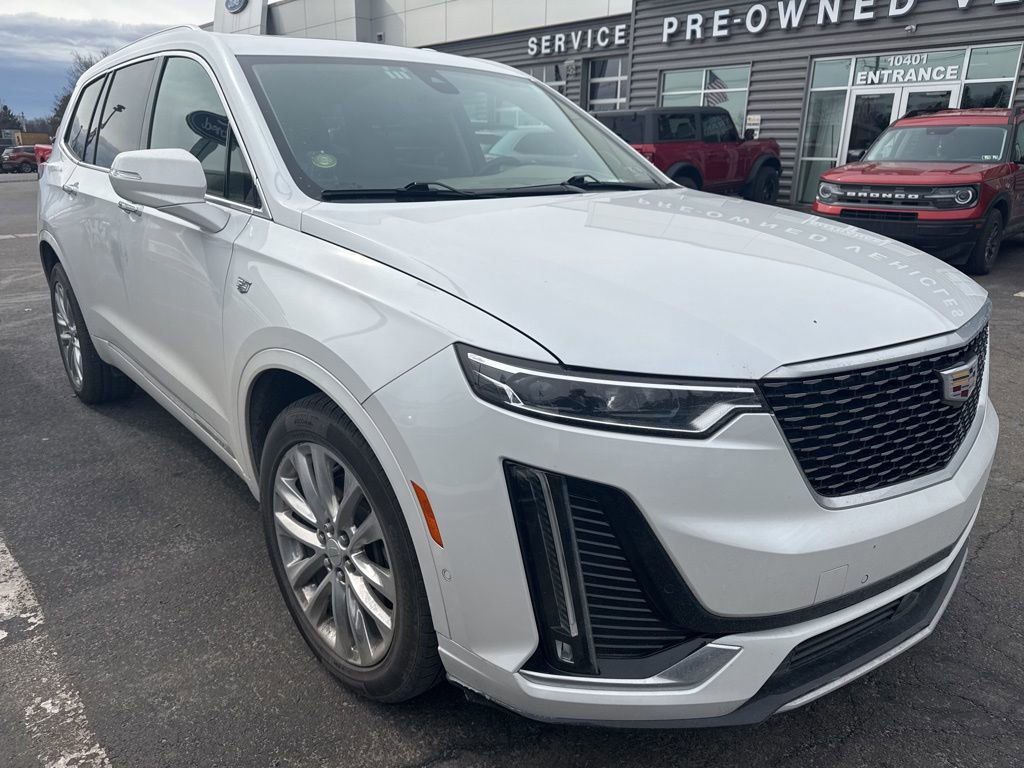 Used 2020 Cadillac XT6 Premium Luxury w/ Platinum Package image 3