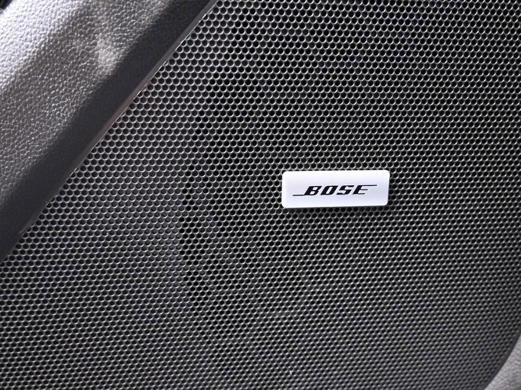 Used 2021 Chevrolet Traverse Premier w/ Redline Edition image 23