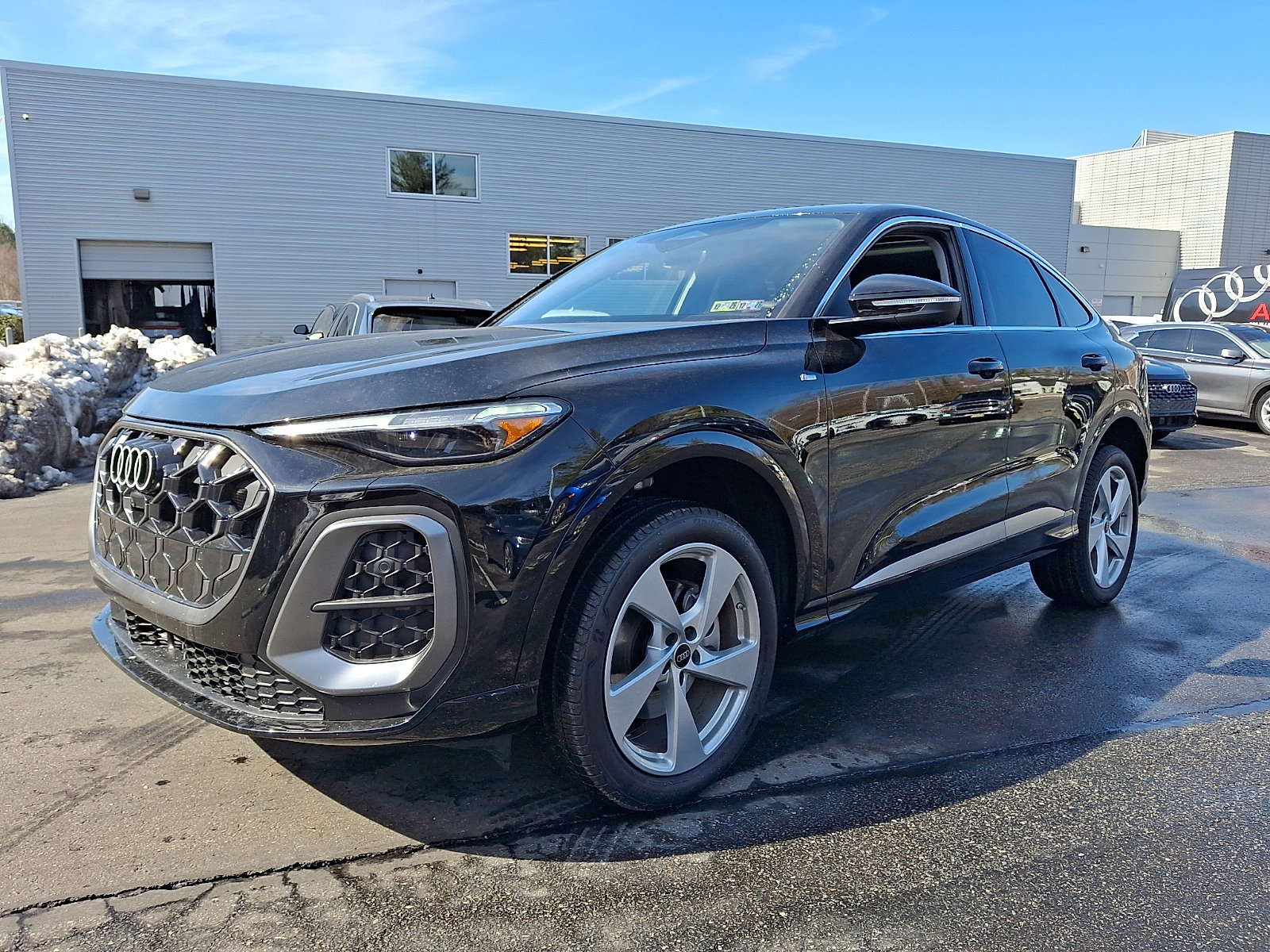 New 2025 Audi Q5 Premium Plus w/ Premium Plus image 2