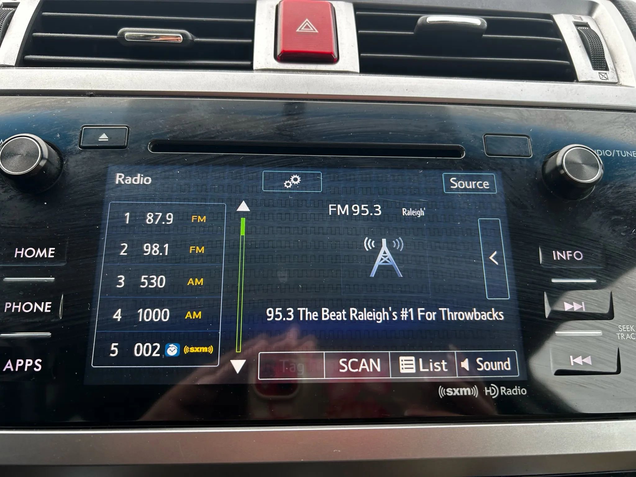 Used 2016 Subaru Outback 2.5i Limited w/ Popular Package #4 image 18