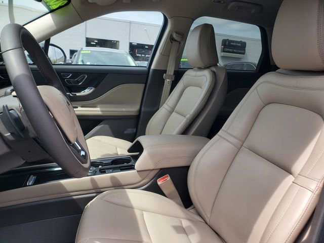 Certified 2023 Lincoln Corsair FWD image 9