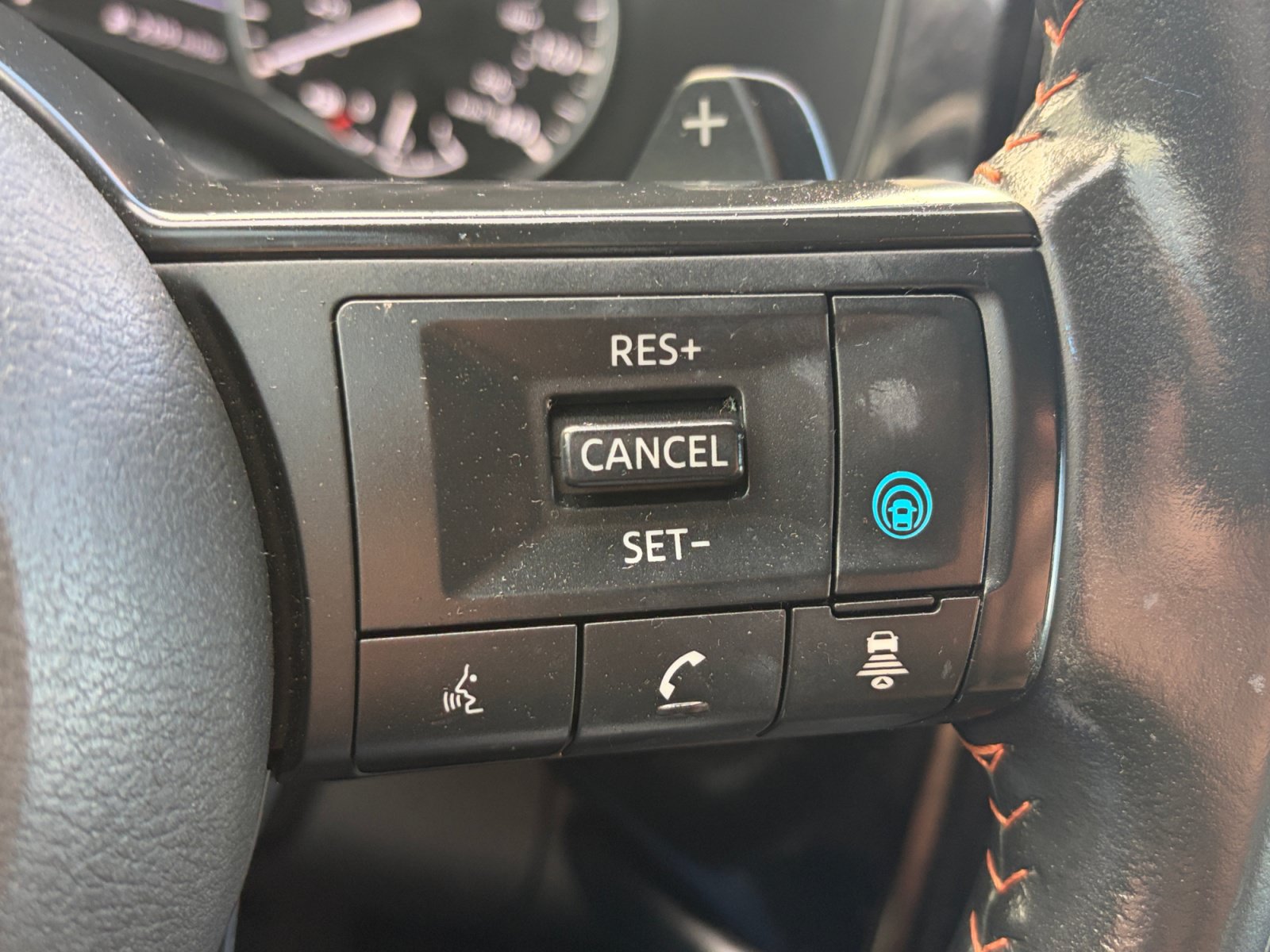 Used 2024 Nissan Pathfinder Rock Creek AWD/4WD image 18