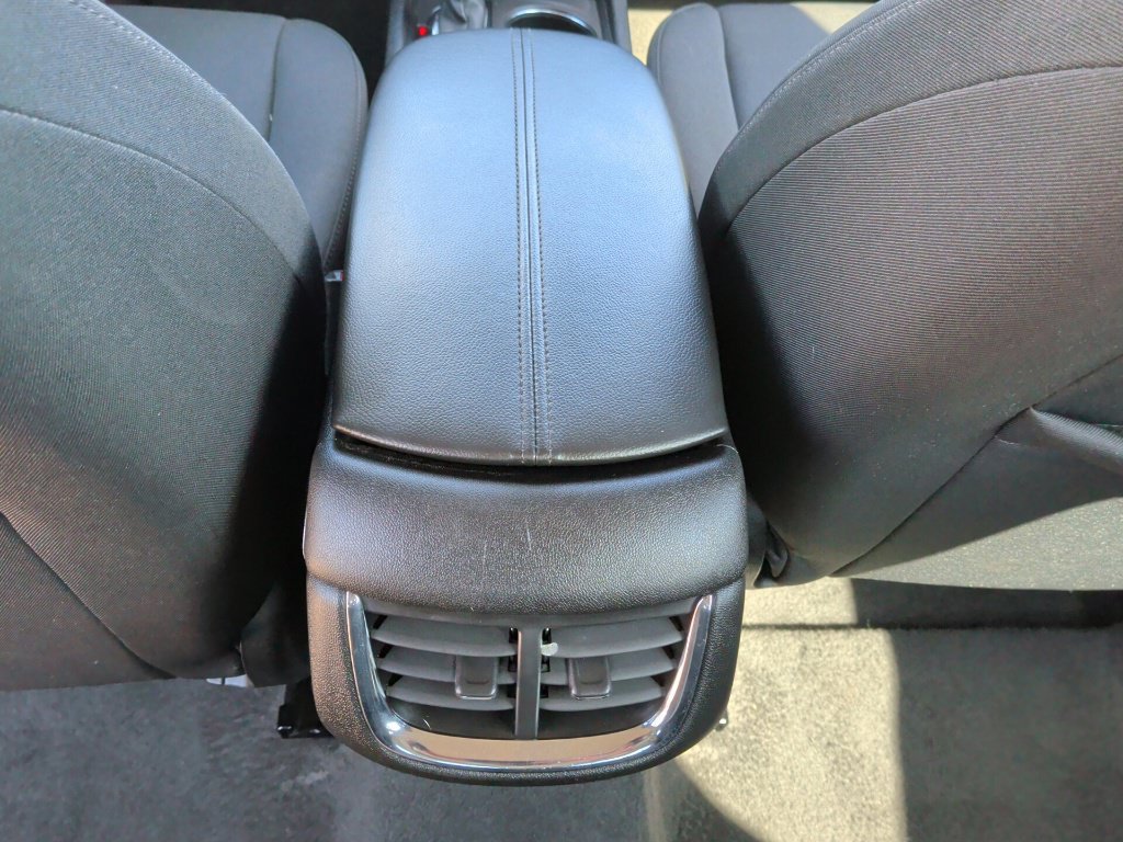 Used 2025 Chevrolet Malibu LT FWD image 35