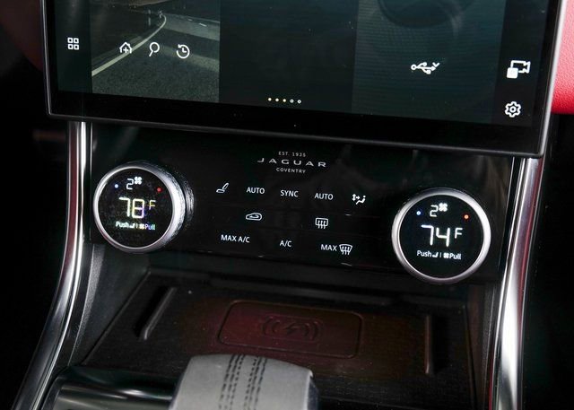 Used 2024 Jaguar XF R-Dynamic SE image 14