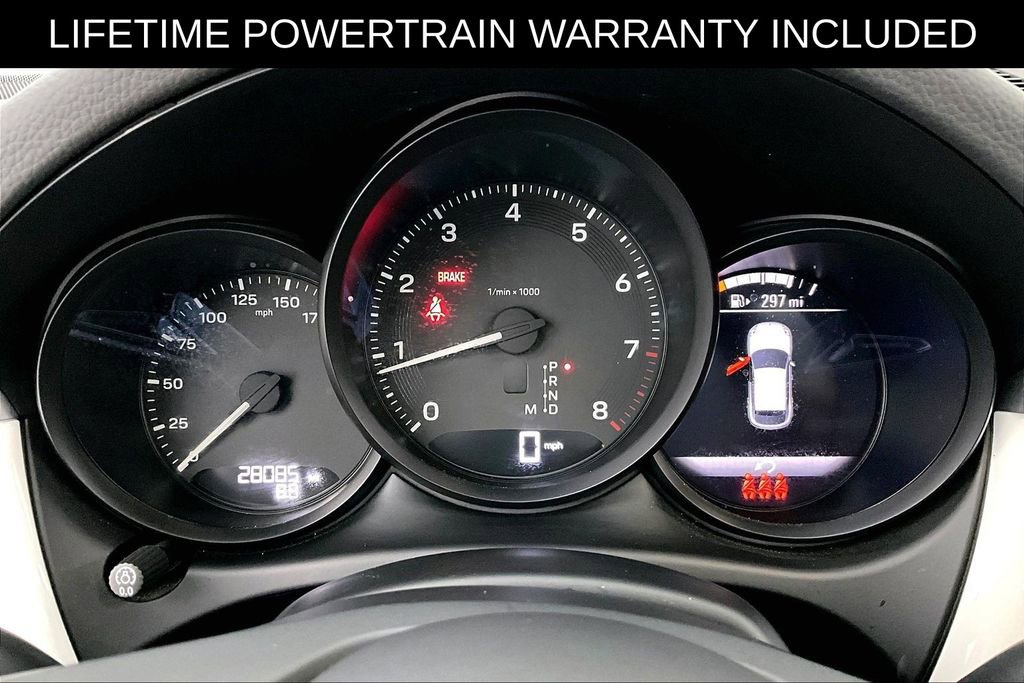 Used 2024 Porsche Macan w/ Premium Plus Package AWD/4WD image 30