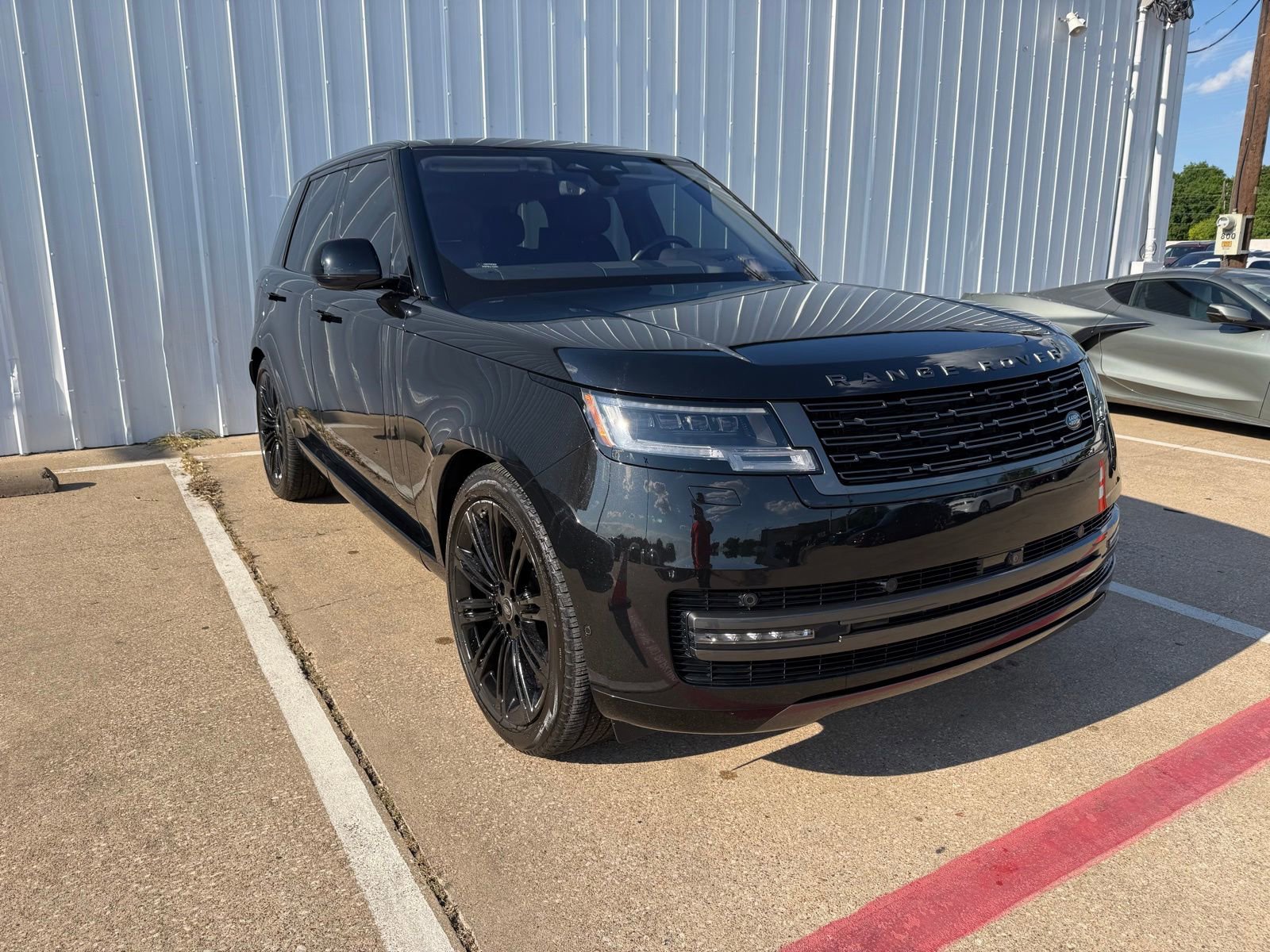 Used 2023 Land Rover Range Rover First Edition AWD/4WD image 9