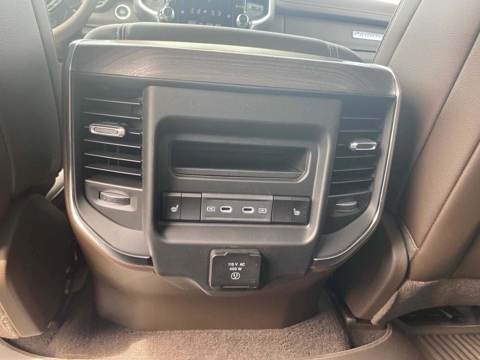 New 2026 RAM 1500 Laramie w/ Chrome Appearance Group AWD/4WD image 32